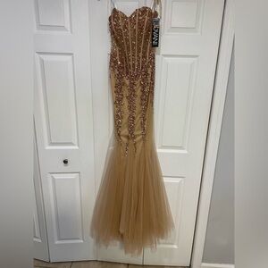 Prom dress